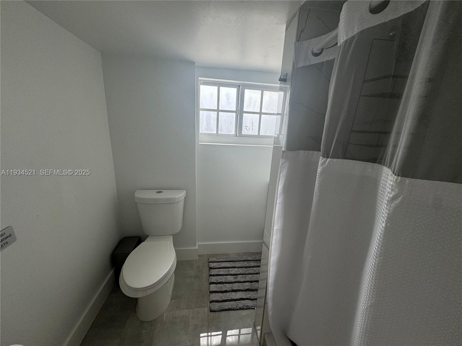 CLAIR LAKE - Residential Lease