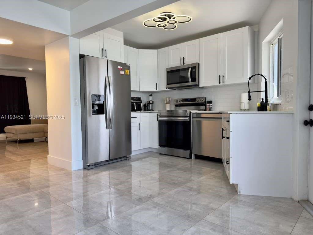 CLAIR LAKE - Residential Lease