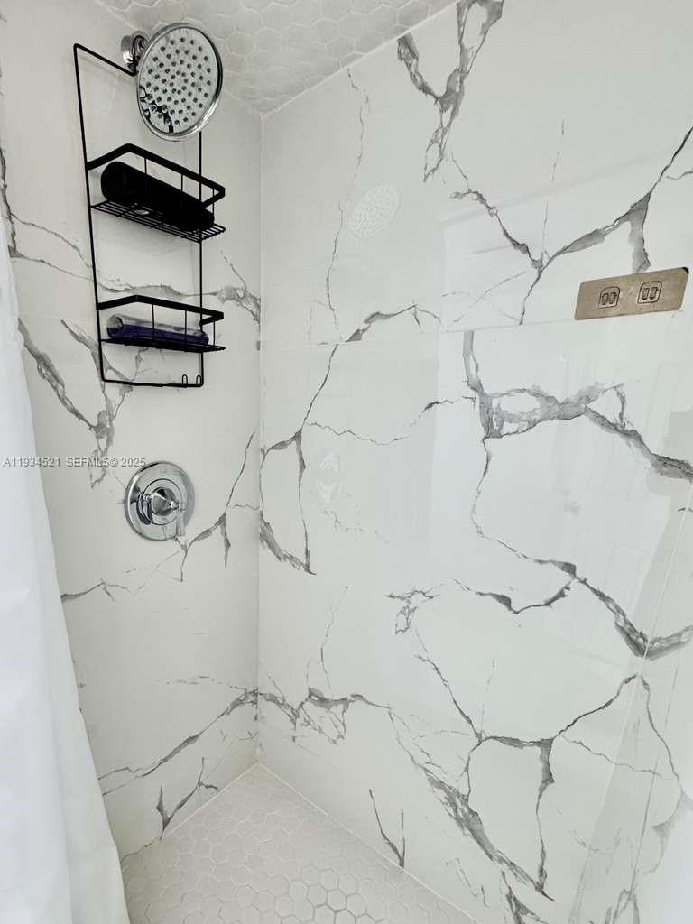 CLAIR LAKE - Residential Lease