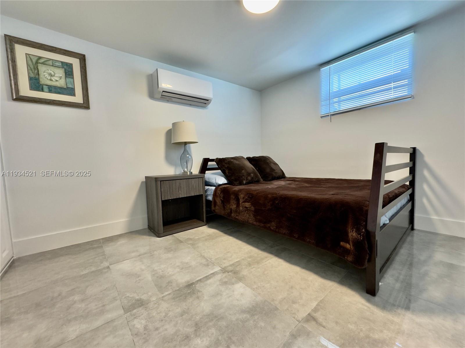 CLAIR LAKE - Residential Lease