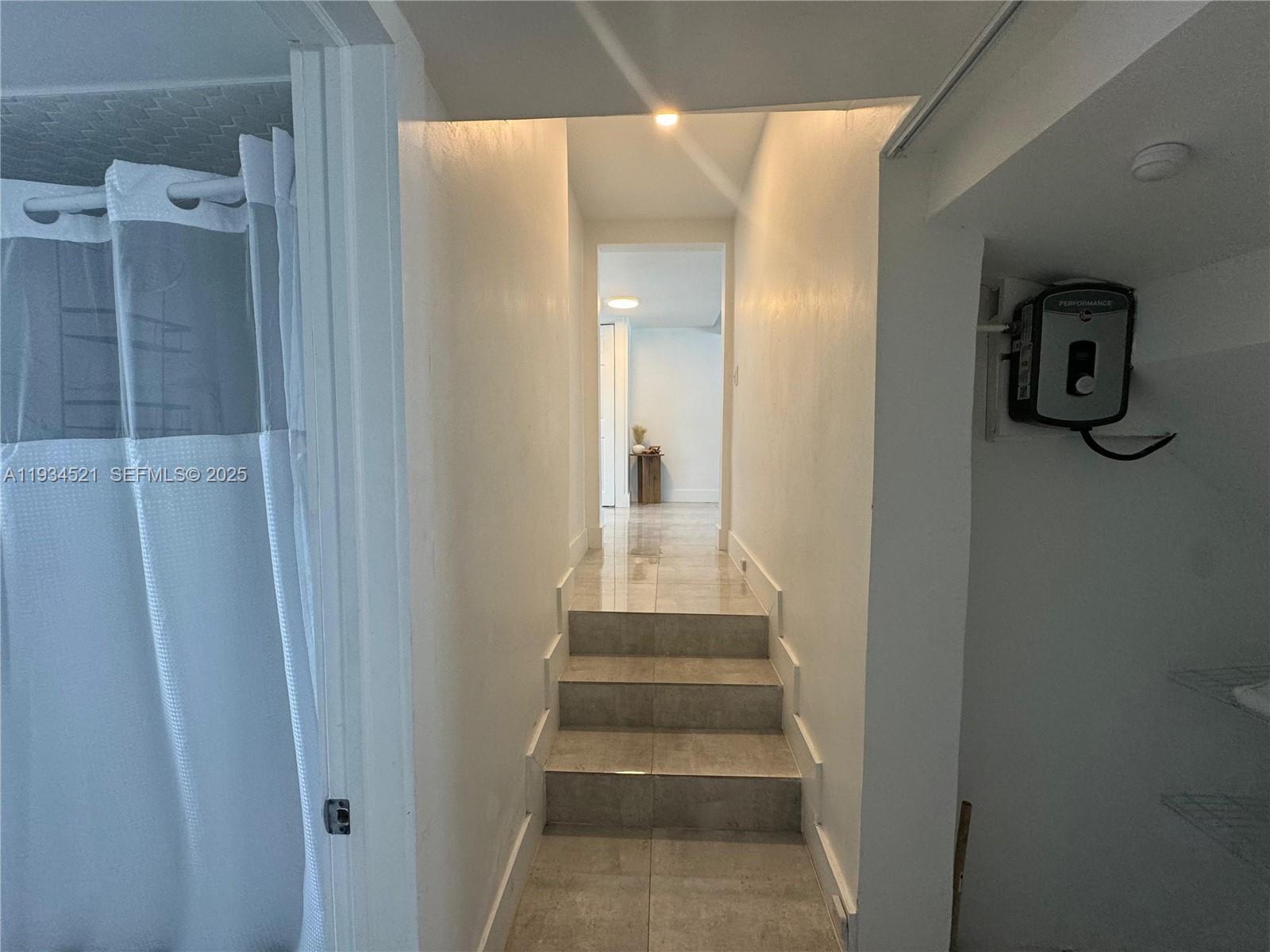 CLAIR LAKE - Residential Lease