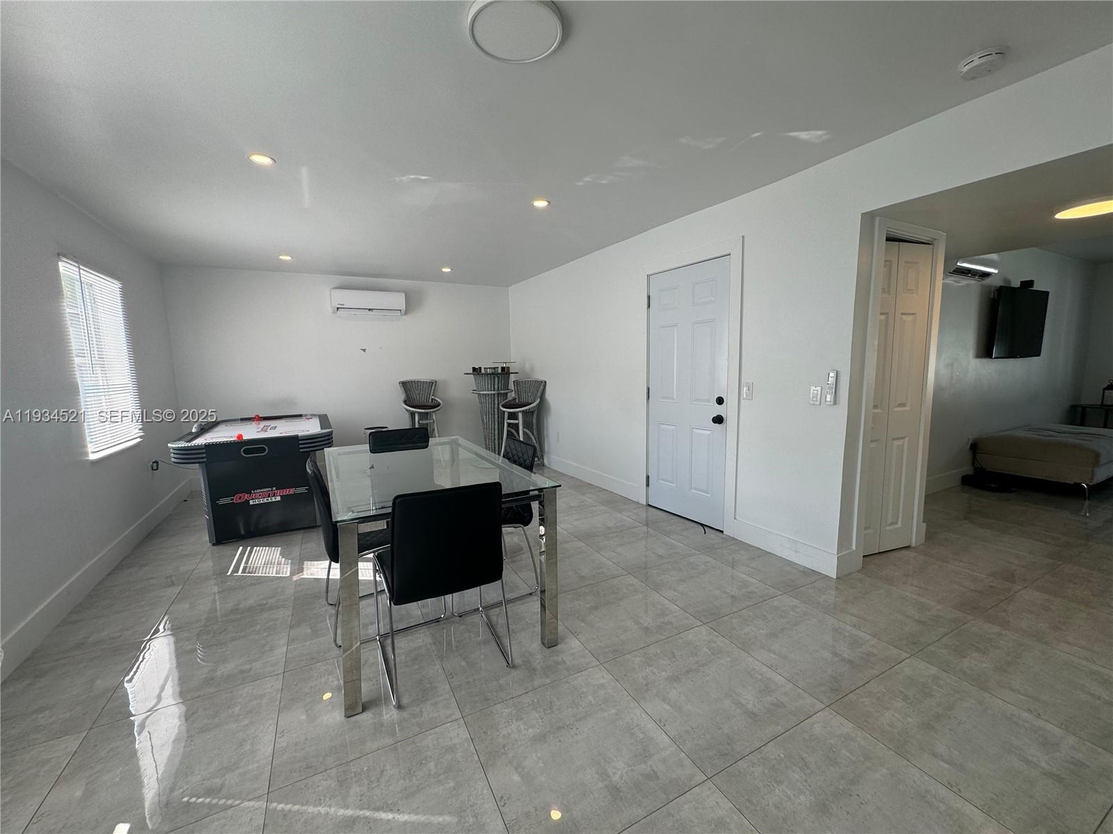 CLAIR LAKE - Residential Lease