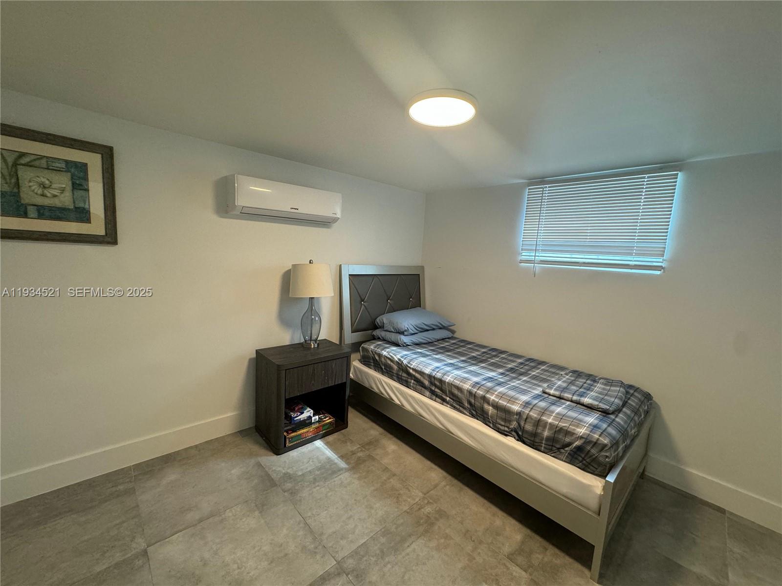 CLAIR LAKE - Residential Lease