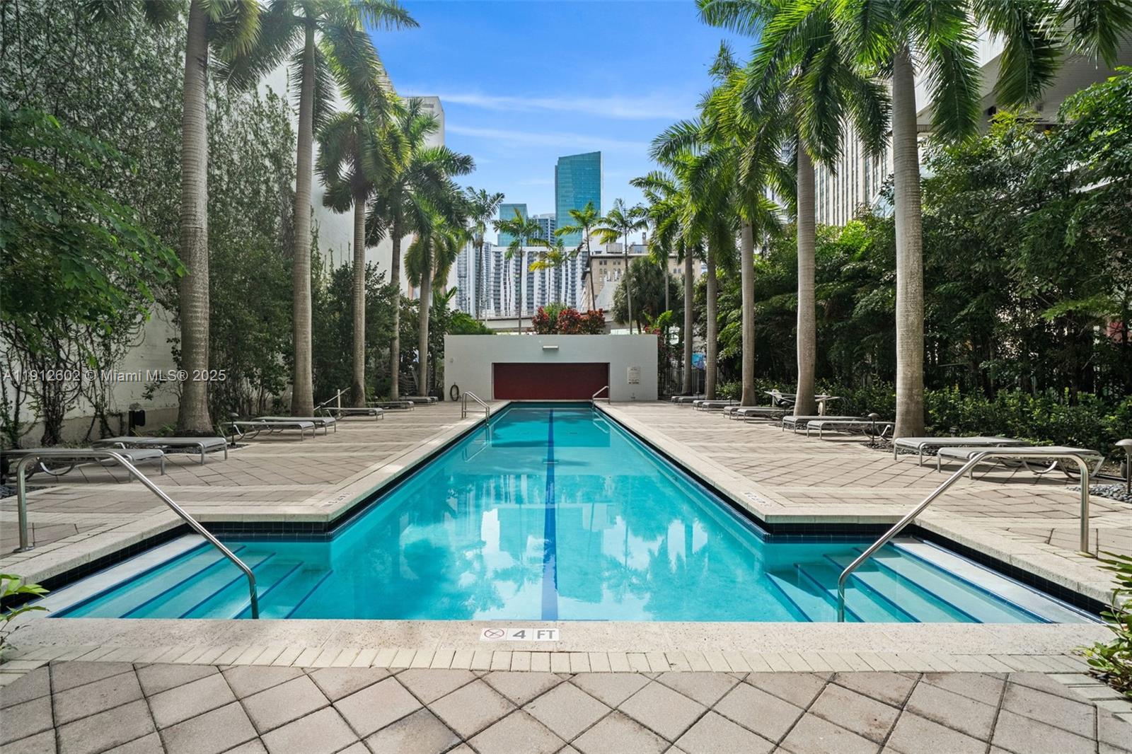 THE LOFT DOWNTOWN II COND - Residential