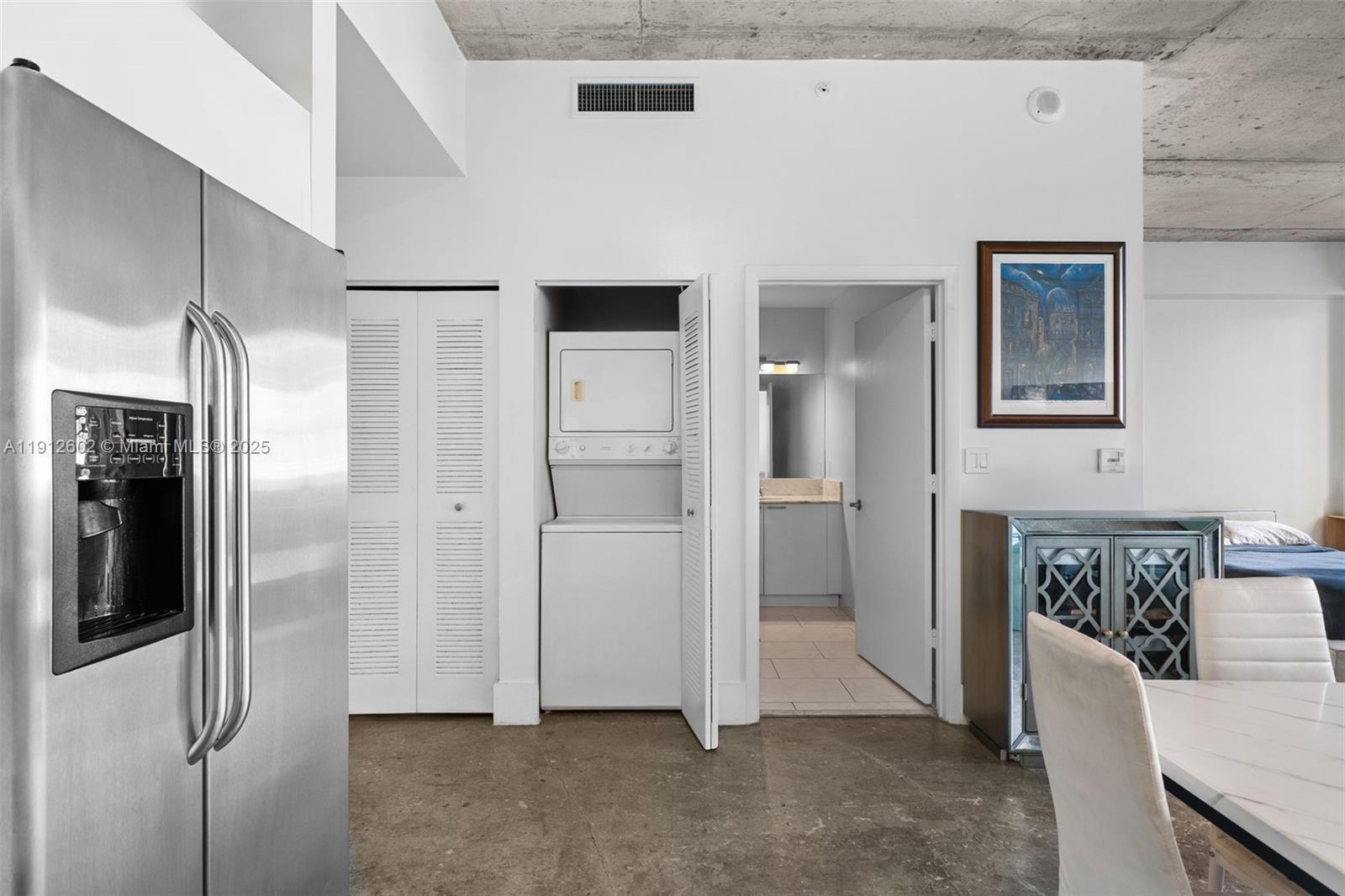 THE LOFT DOWNTOWN II COND - Residential