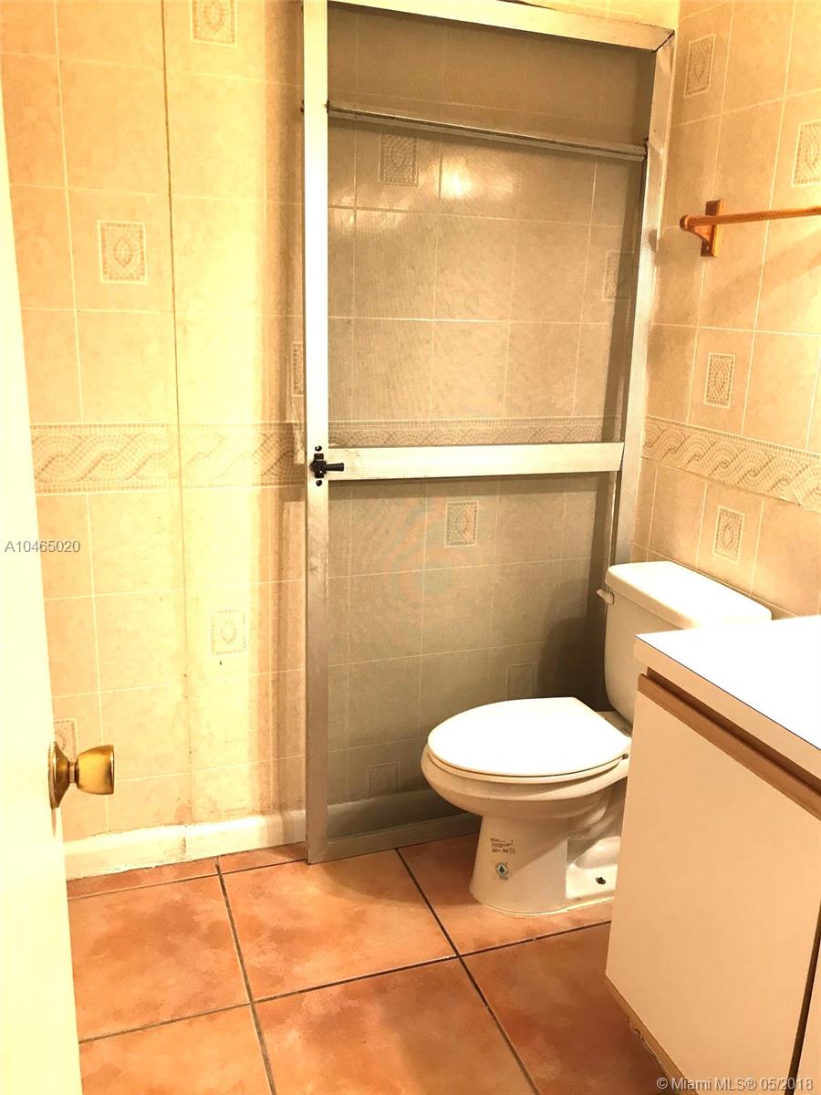 STRAND PLAZA CONDO - Residential Lease