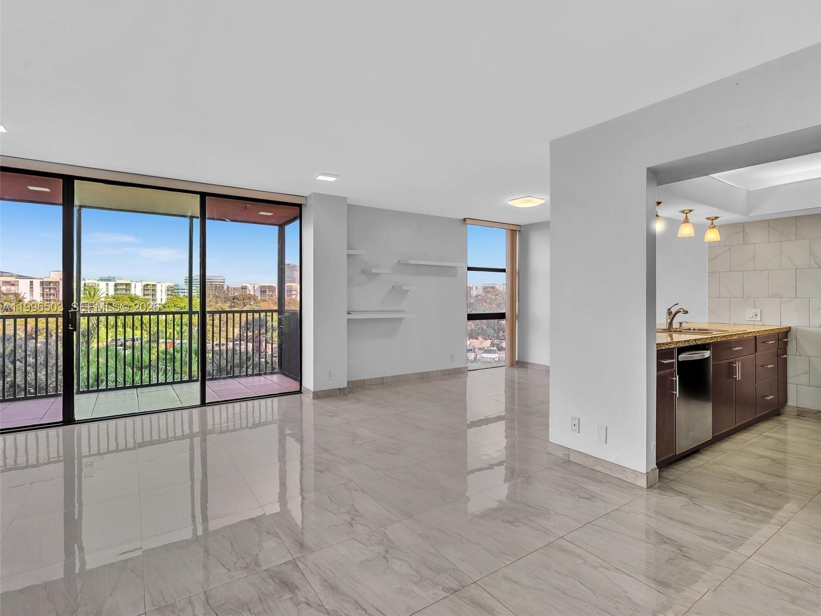 CORONADO CONDO- TOWER II - Residential