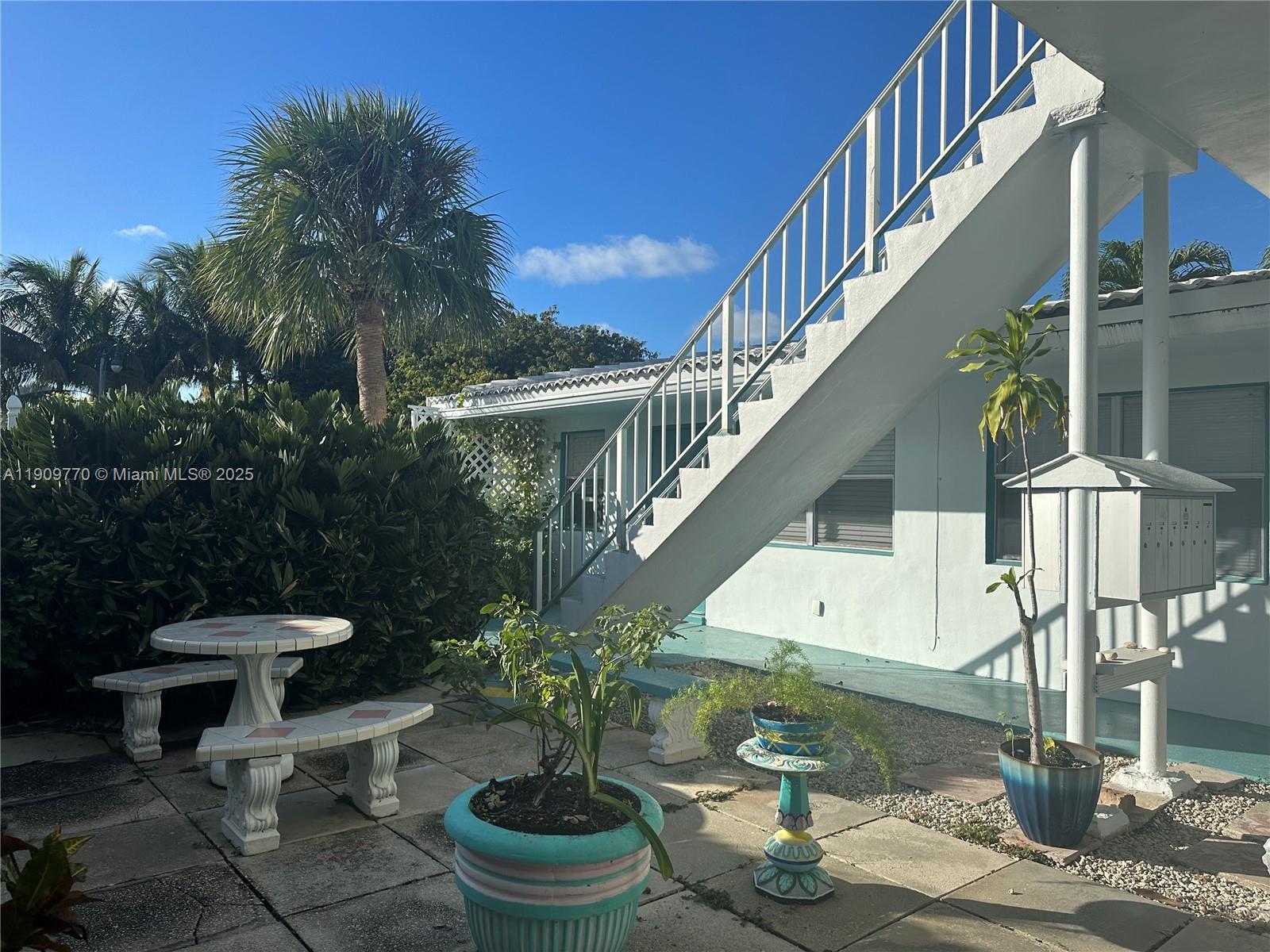 SILVER SHORES UNIT - Residential Lease