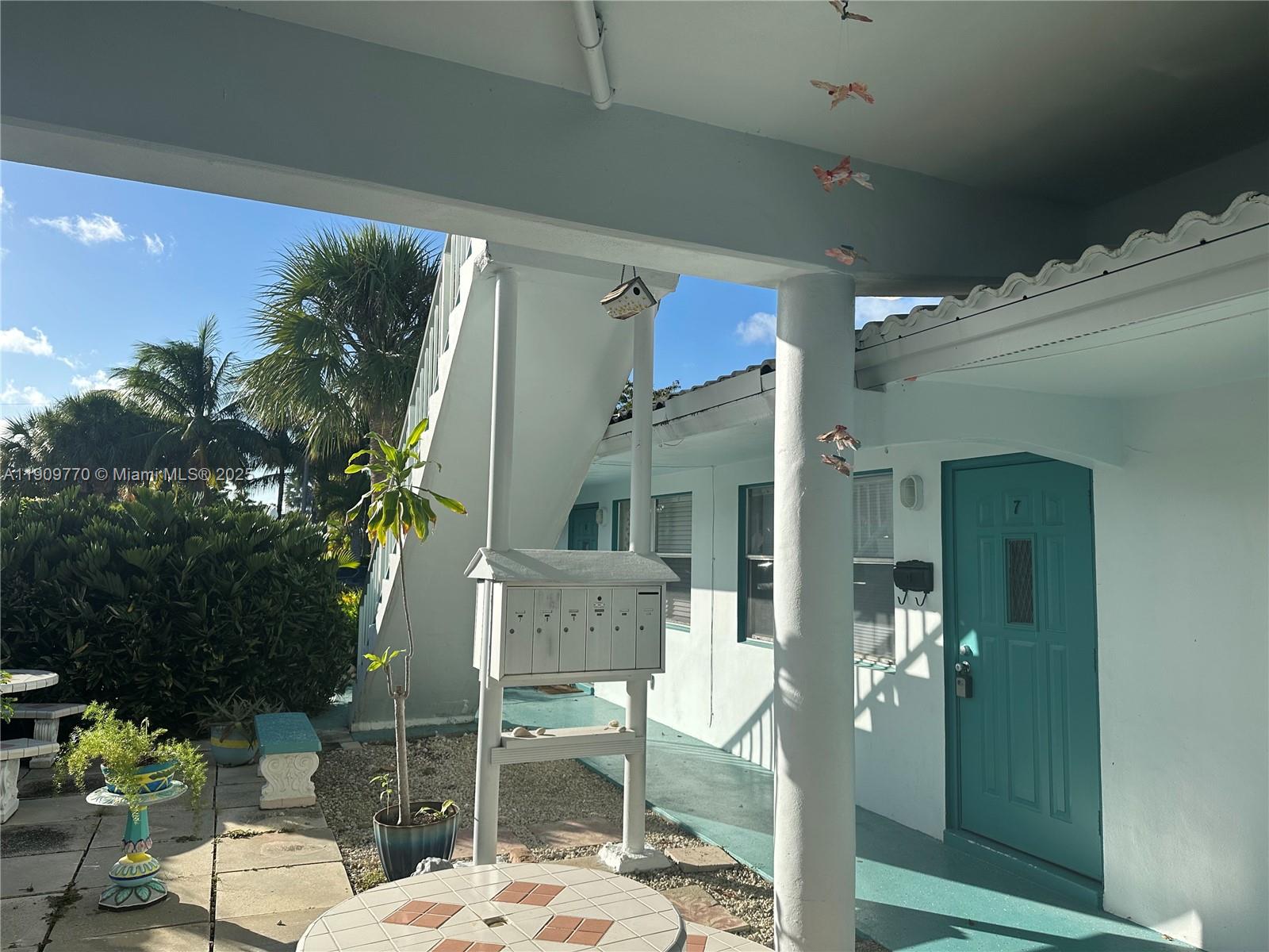 SILVER SHORES UNIT - Residential Lease