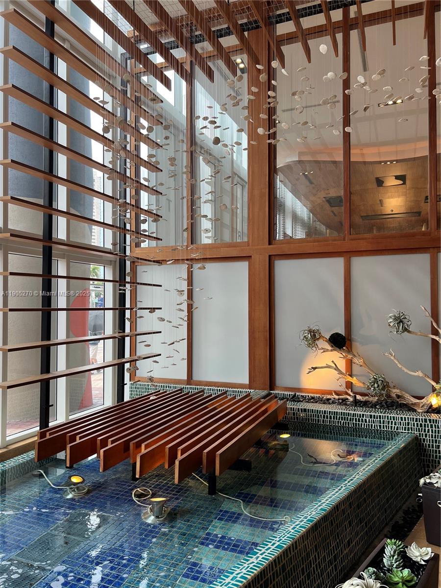 50 BISCAYNE CONDO - Residential Lease