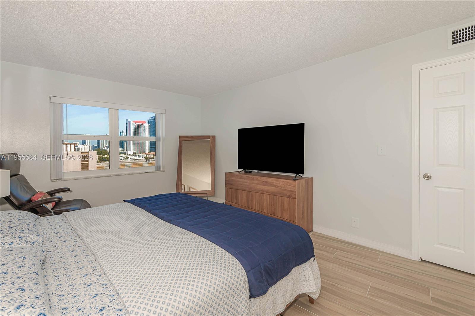 OCEAN VIEW TOWERS CONDO - Residential