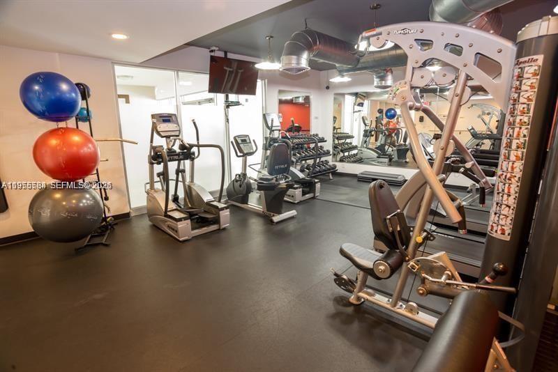 OCEAN VIEW TOWERS CONDO - Residential