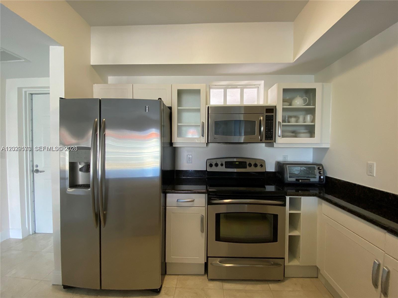 DOWNTOWN DADELAND CONDO N - Residential
