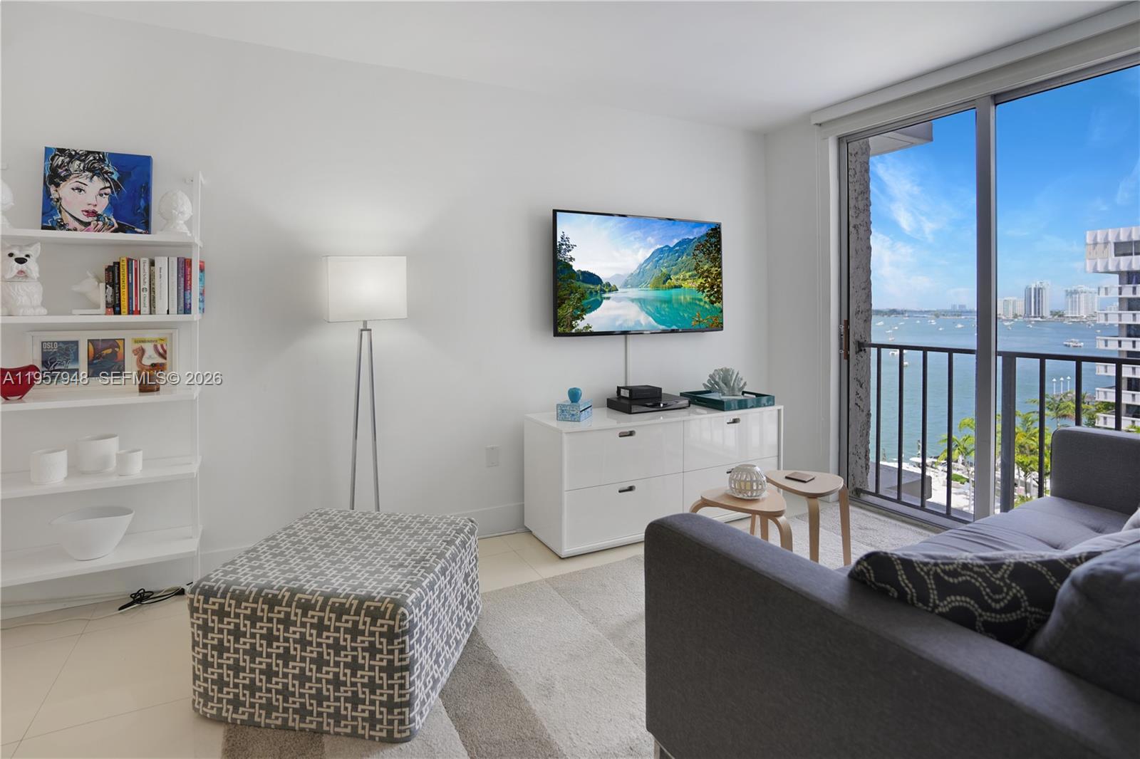 SOUTH BAY CLUB CONDO - Residential Lease