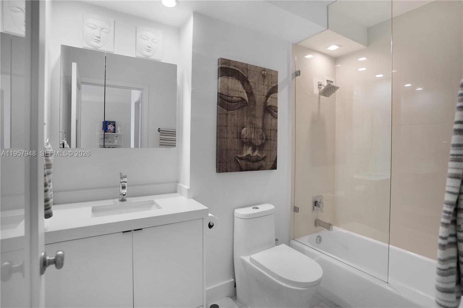 SOUTH BAY CLUB CONDO - Residential Lease