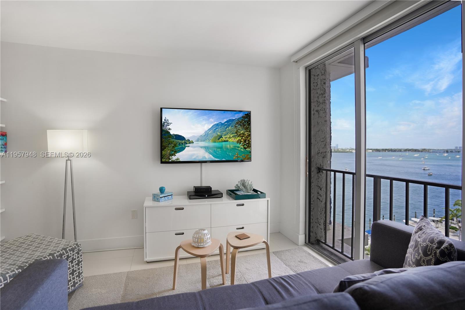 SOUTH BAY CLUB CONDO - Residential Lease