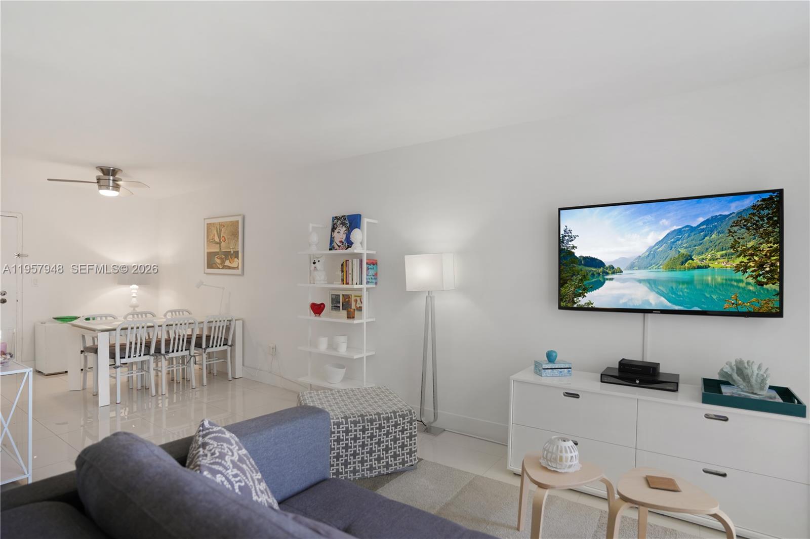 SOUTH BAY CLUB CONDO - Residential Lease