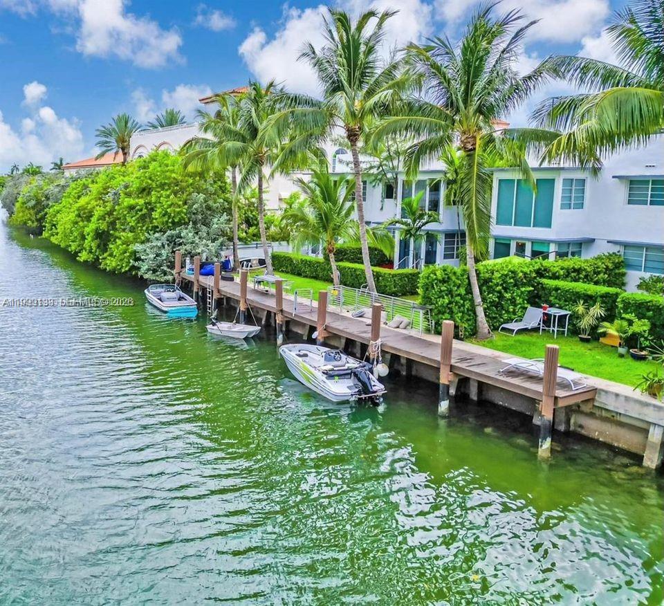 THE WATERCLUB CONDO - Residential