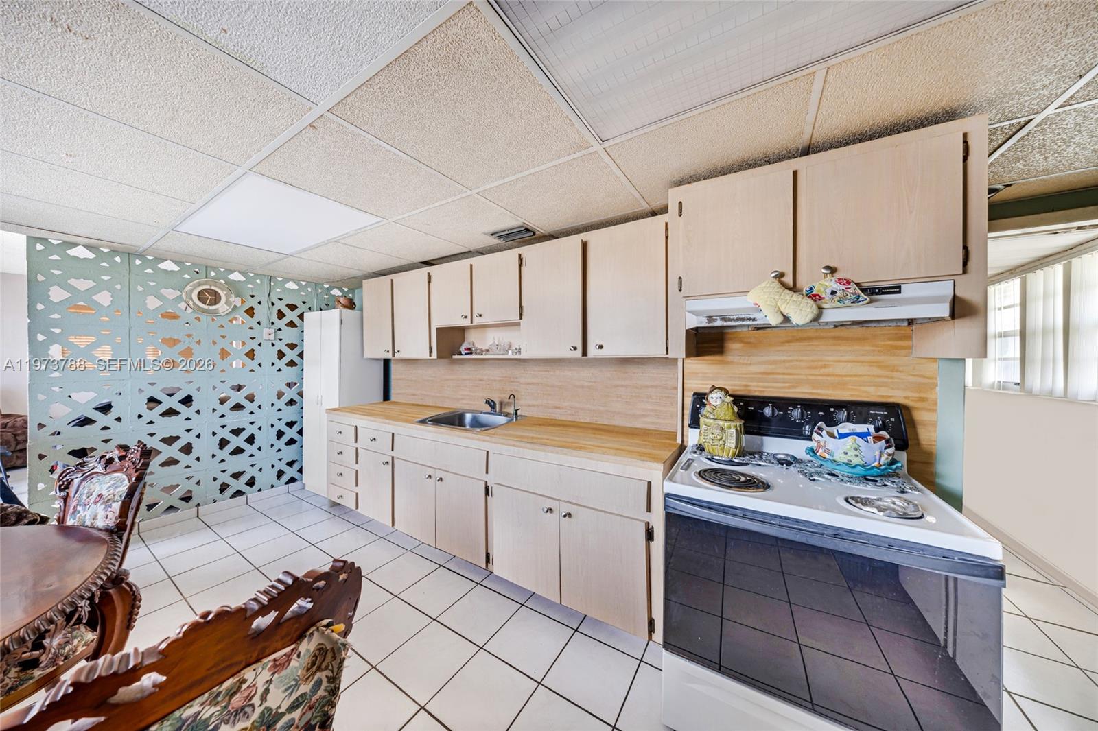 TWELFTH ST MANOR - Residential Income