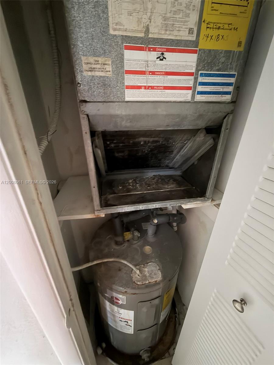 LAKEVIEW GARDENS AT MIAMI - Residential