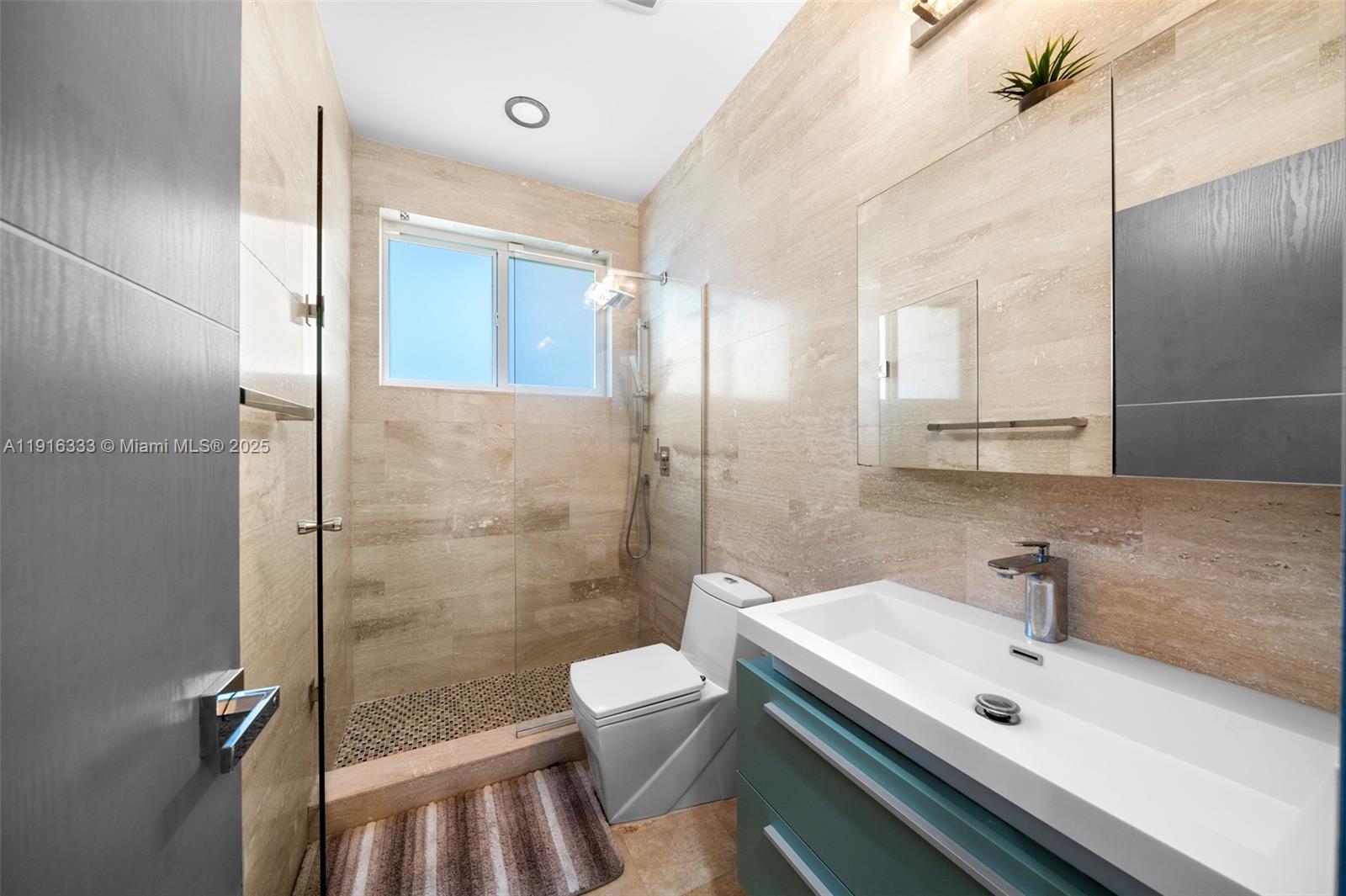 CHAMBERS SUB SE1/4 - Residential