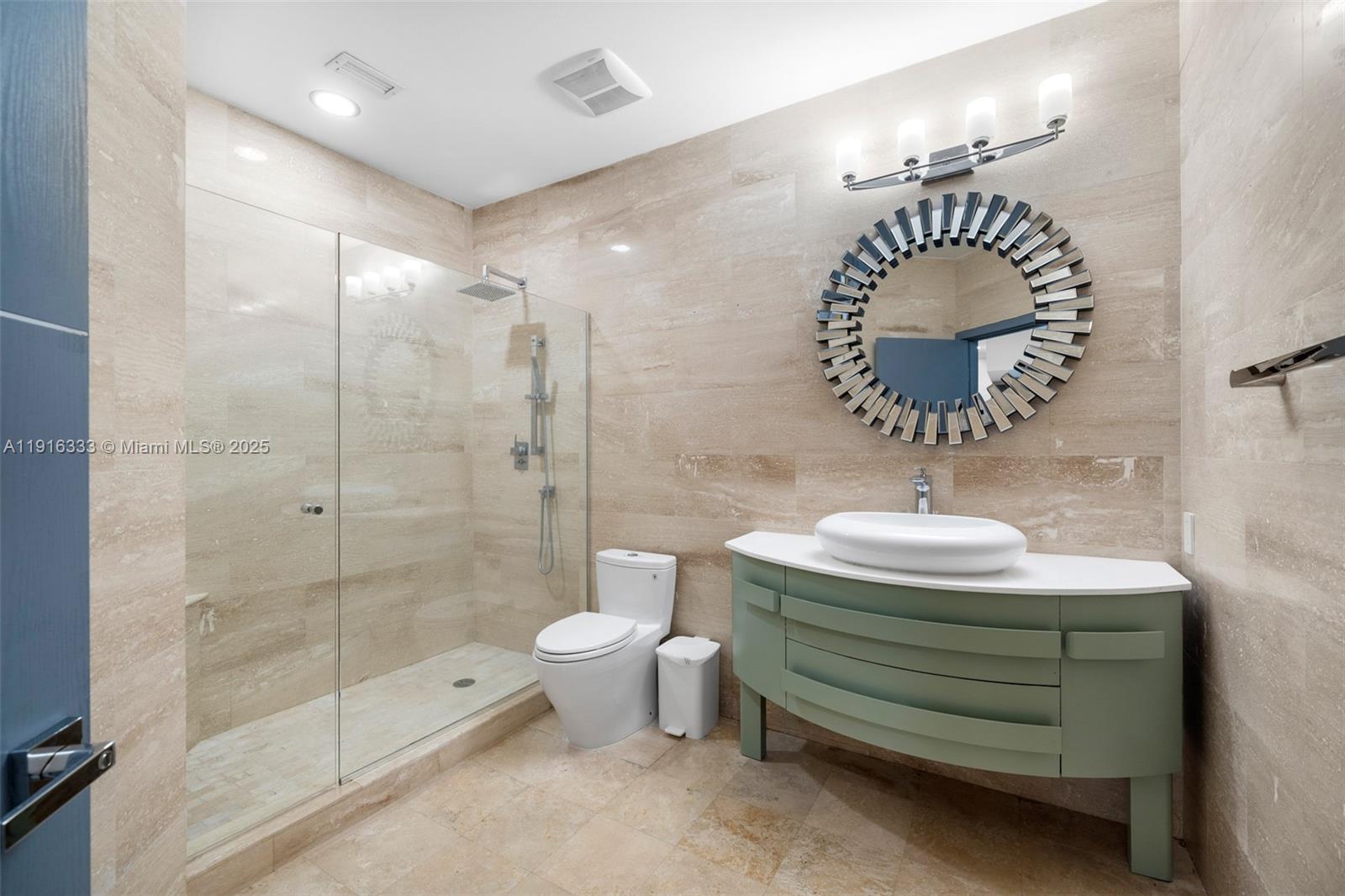 CHAMBERS SUB SE1/4 - Residential