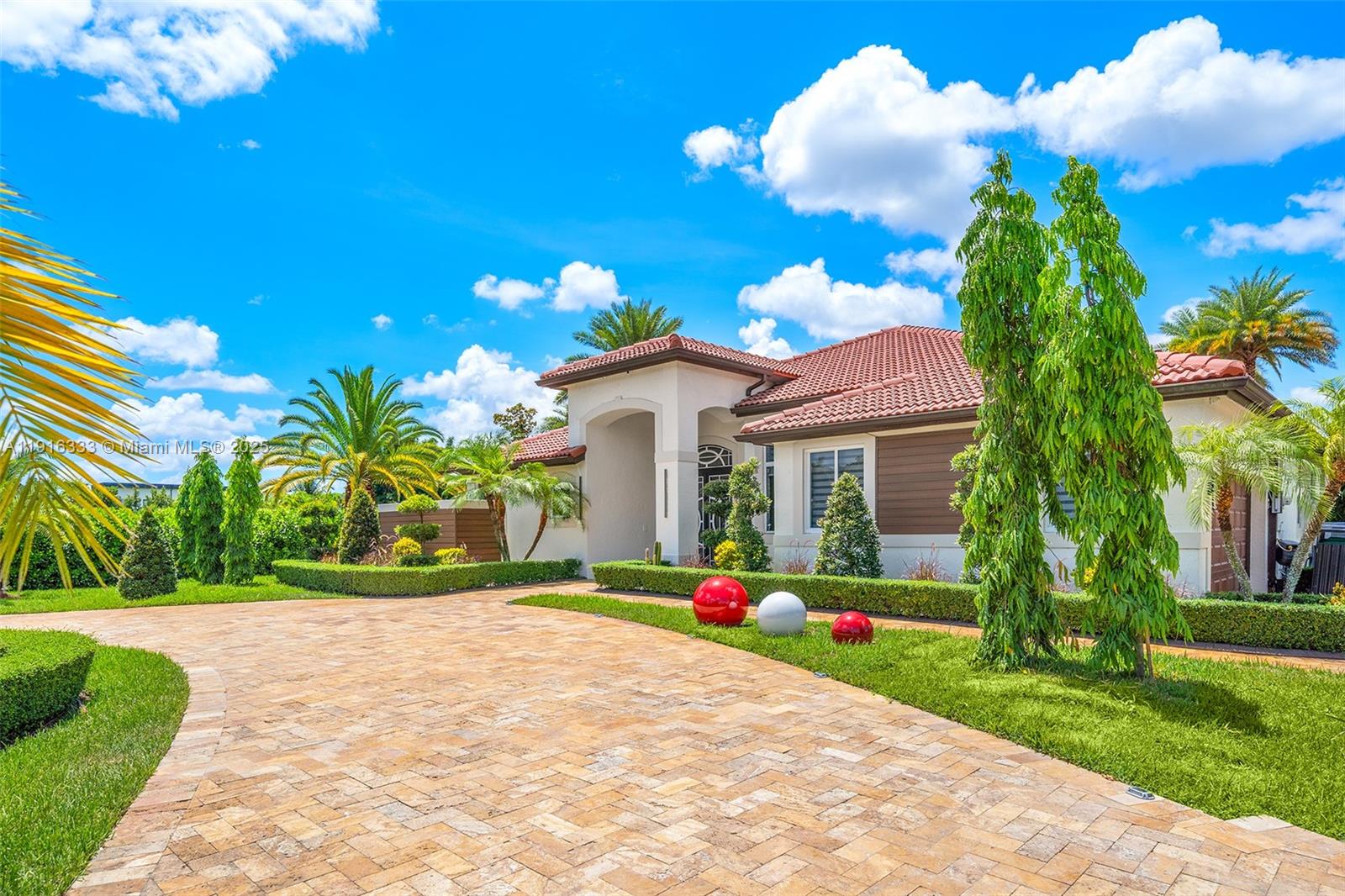 CHAMBERS SUB SE1/4 - Residential