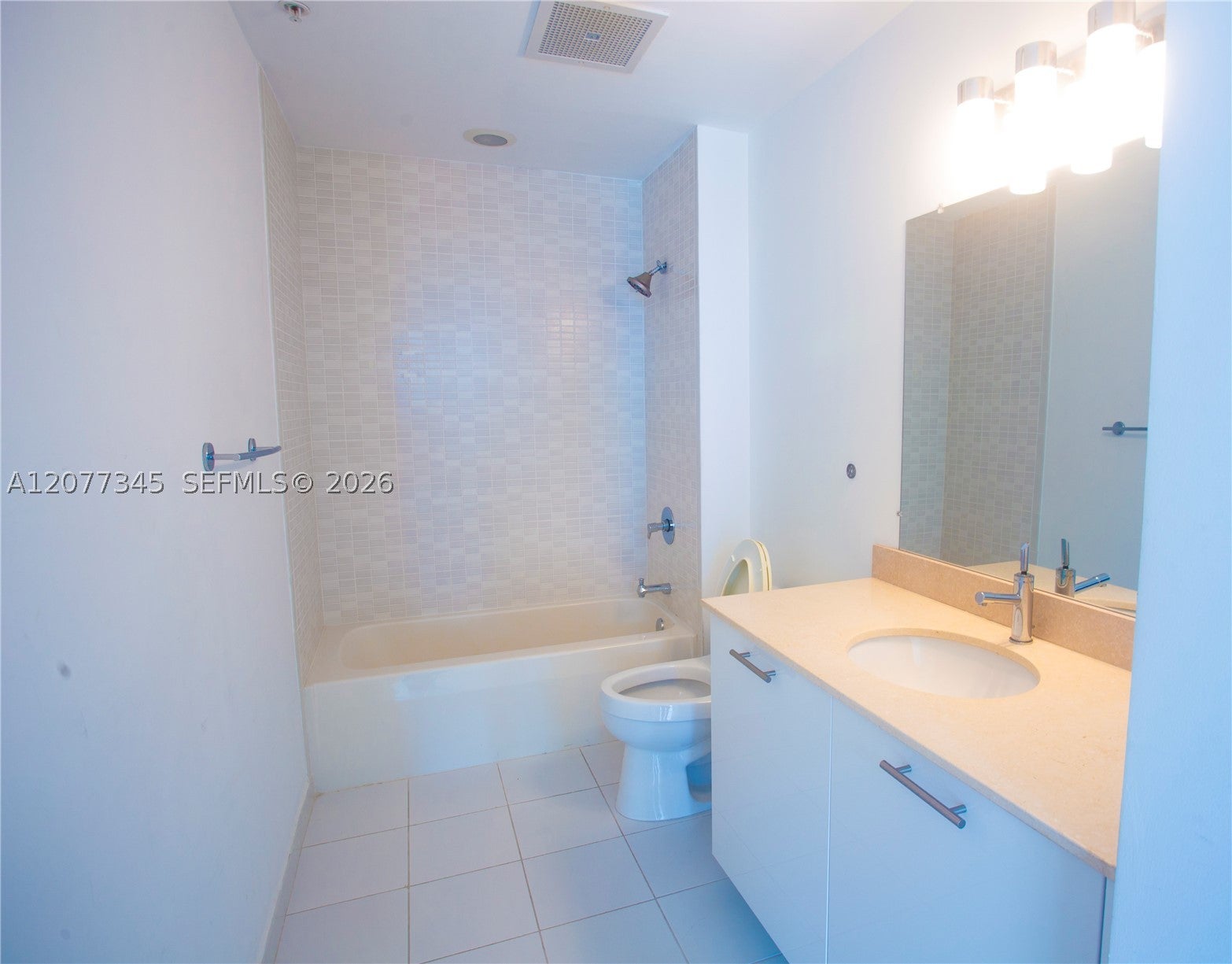 3470 E Coast Ave H1213