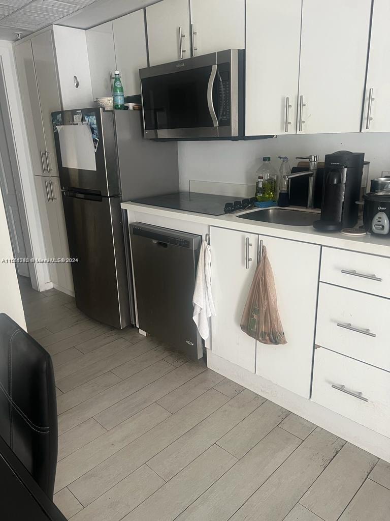 Property for Sale at 1601 Meridian Ave 204, Miami Beach, Miami-Dade County, Florida - Bedrooms: 1 
Bathrooms: 1  - $250,000
