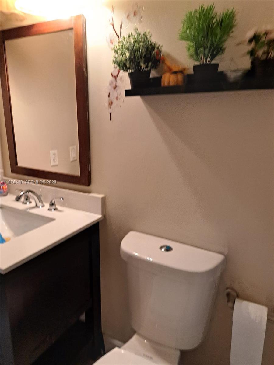 C H E ACRES - Residential