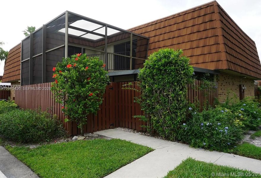 Absolutely stunning and fully upgraded 3-bedroom, 2.5-bath luxury townhouse located in the highly desirable Village at Lake Pine in Davie. This exceptional residence blends modern elegance with comfort, featuring beautiful porcelain wood-look tile flooring throughout the main living areas and a designer kitchen appointed with granite countertops, stainless steel appliances, and ample cabinetry — perfect for both everyday living and entertaining.
The expansive primary suite offers a private balcony retreat, generous dual walk-in closets, and a spa-inspired en-suite bathroom complete with a Roman soaking tub, separate glass-enclosed shower, and dual vanities. Sleek laminate flooring enhances all bedrooms and staircase, creating a cohesive and sophisticated aesthetic throughout the home. A full-size washer and dryer are conveniently located on the first floor. Step outside to an oversized, fully screened and tiled patio — an entertainer’s dream and the perfect space to relax, host gatherings, or enjoy South Florida’s year-round outdoor lifestyle.
Ideally situated in a prime Davie location, this home offers quick access to major highways including I-595, I-75, and the Sawgrass Expressway, making commuting effortless. Just minutes from top-rated schools, shopping, dining, parks, and entertainment, and a short drive to Fort Lauderdale Airport and beautiful South Florida beaches.
A rare opportunity to own a move-in ready home in one of Davie’s most sought-after communities!