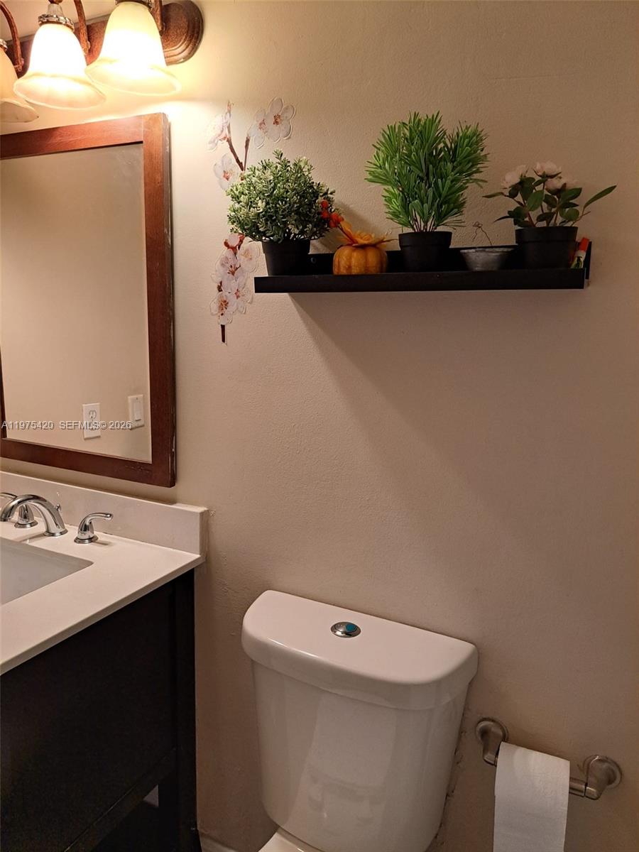 C H E ACRES - Residential