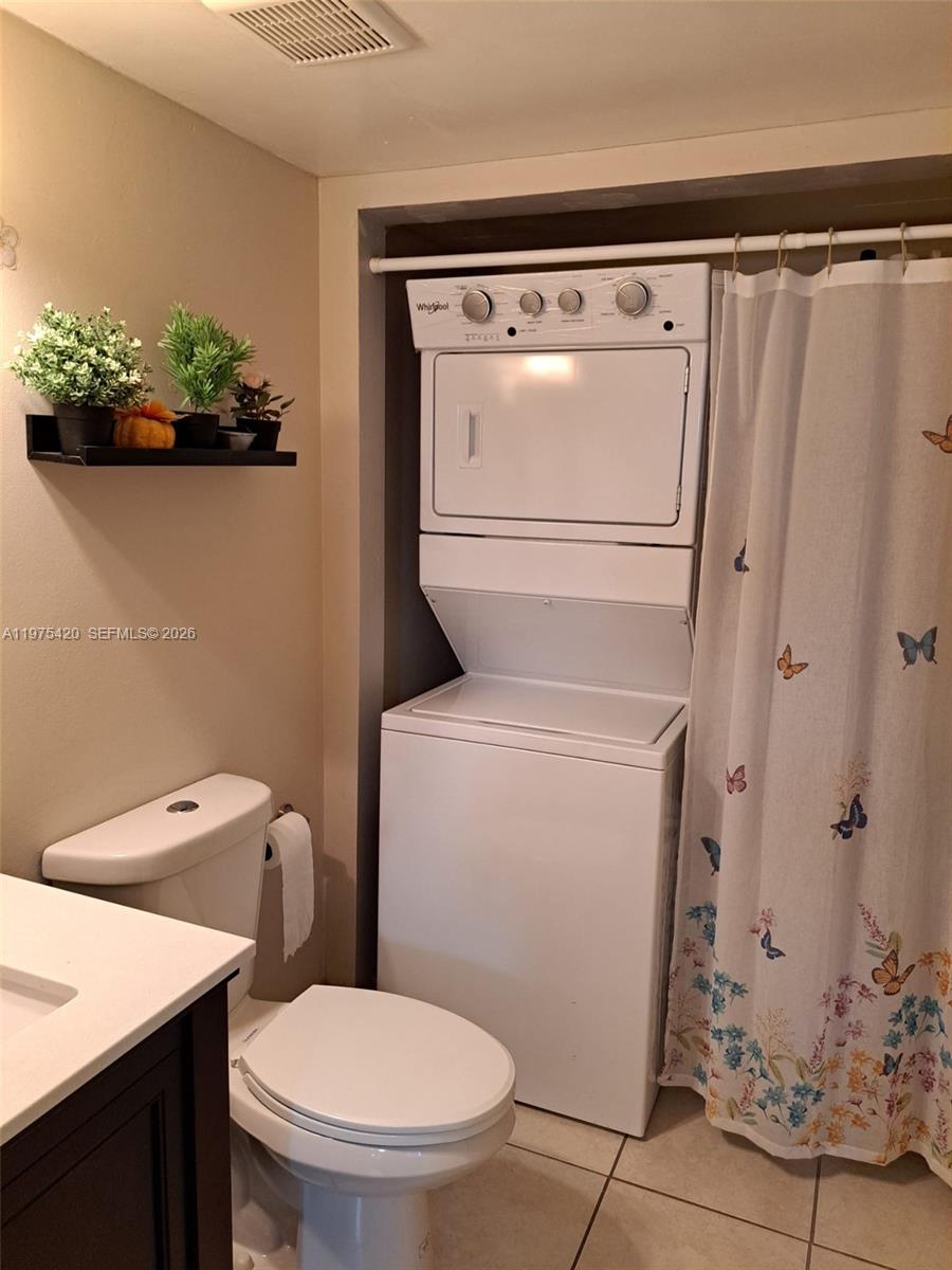 C H E ACRES - Residential