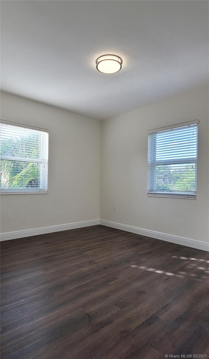 ARBORS CONDO - Residential Lease
