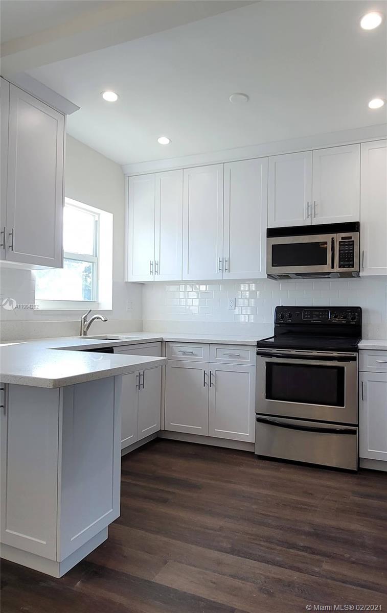 ARBORS CONDO - Residential Lease