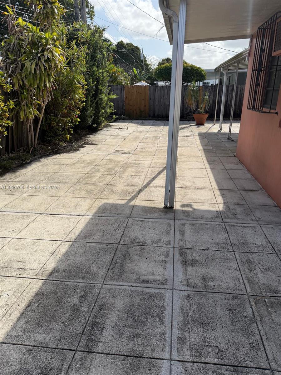 SEL-CLAR MANORS - Residential