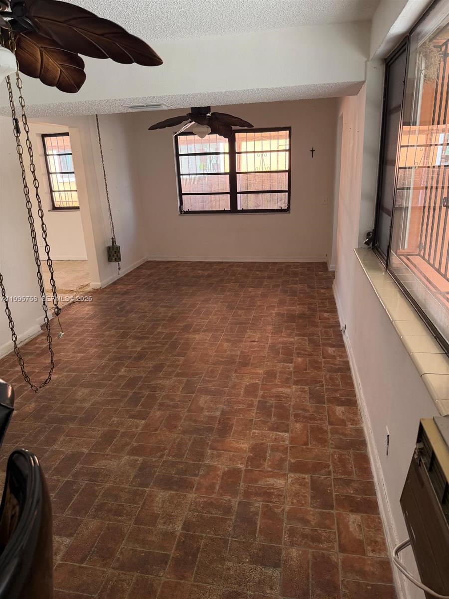 SEL-CLAR MANORS - Residential