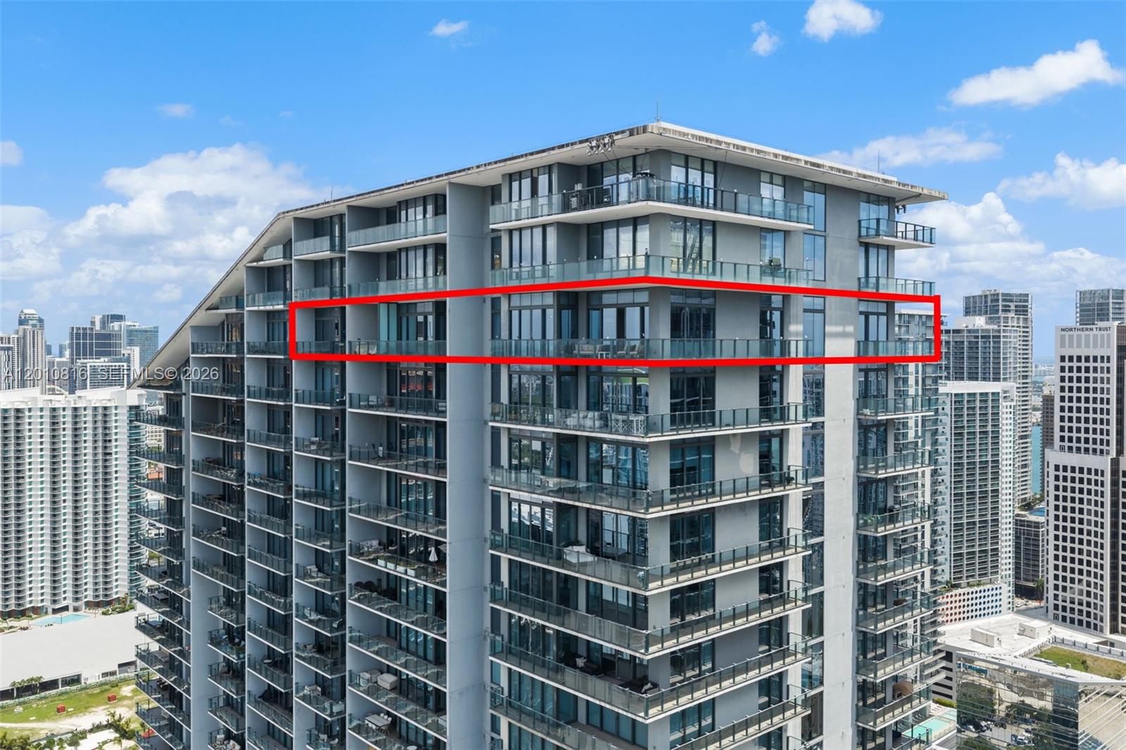 RISE CONDO - Residential