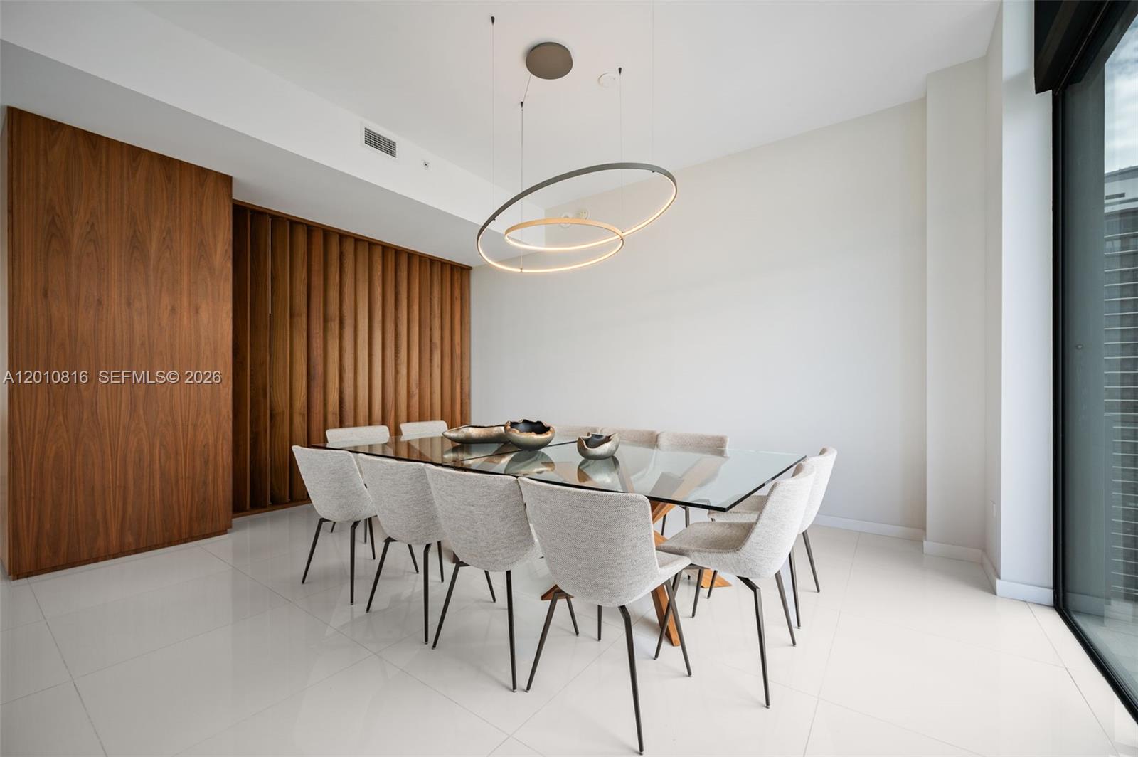 RISE CONDO - Residential