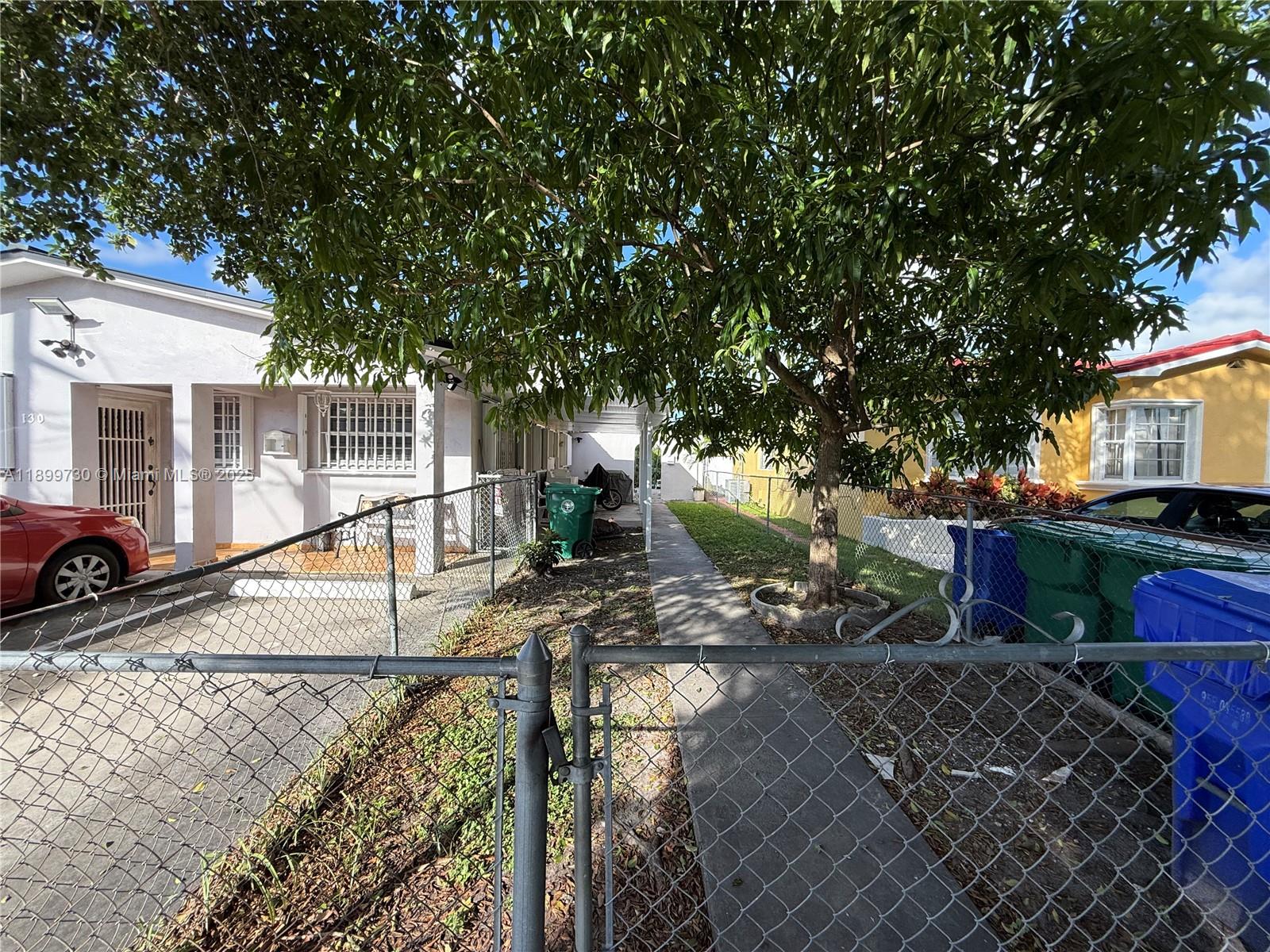 TWELFTH ST MANORS 1ST ADD - Residential Lease