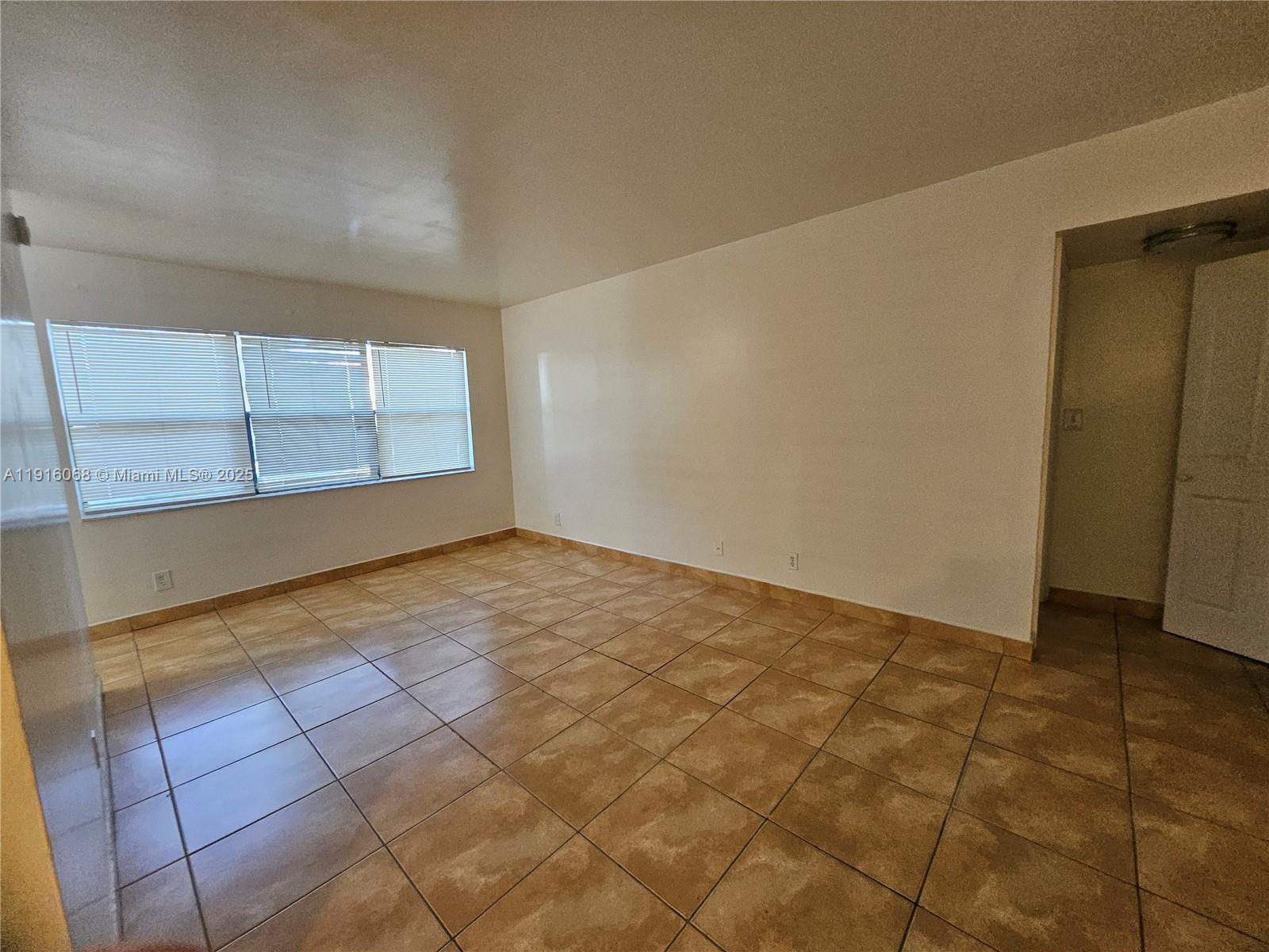 SPRING COVE CONDO - Residential Lease