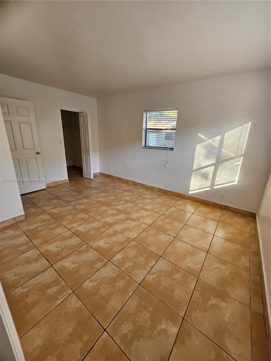 SPRING COVE CONDO - Residential Lease