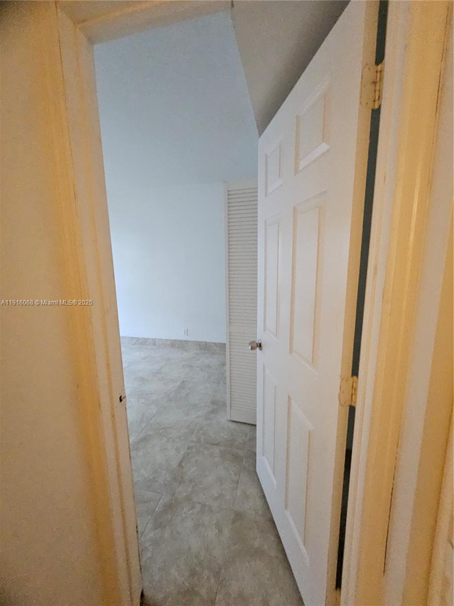 SPRING COVE CONDO - Residential Lease