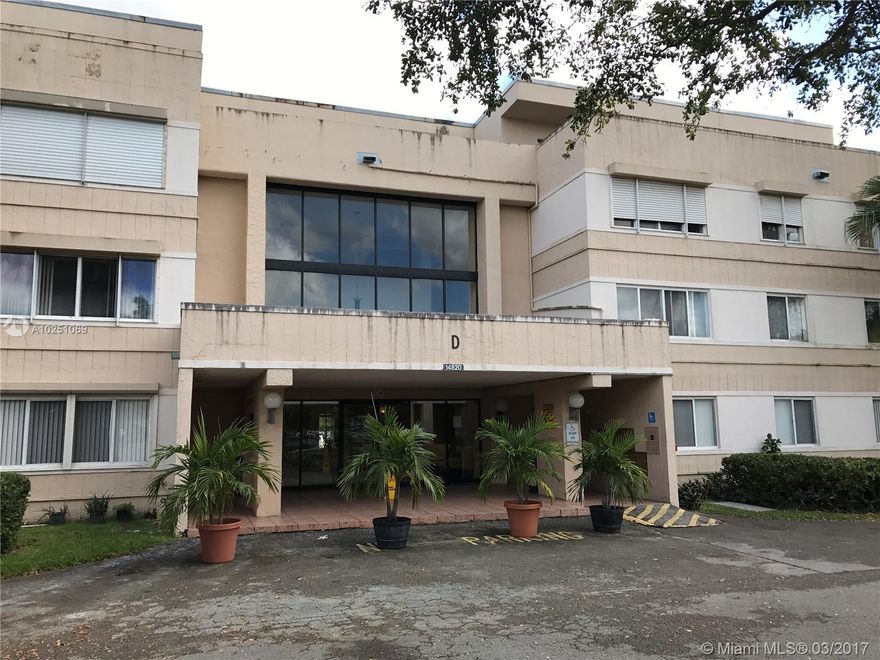 What a view! Words can not describe the Spectacular View of the Lake that you have looking out from the Condo. You must see for yourself. This 2 Bed 1.5 Bath Condo has it all. Comes with Refrigerator, Range, Microwave, Dishwasher, Light Fixtures, Ceiling Fans, Pass through Kitchen, Open Floor Plan, Window Treatments and the Awesome View. Dues include, Water, Sewer, Trash and Basic Cable TV. Security Gate and Patrol. Come BUY and see for yourself. Call for showing today.