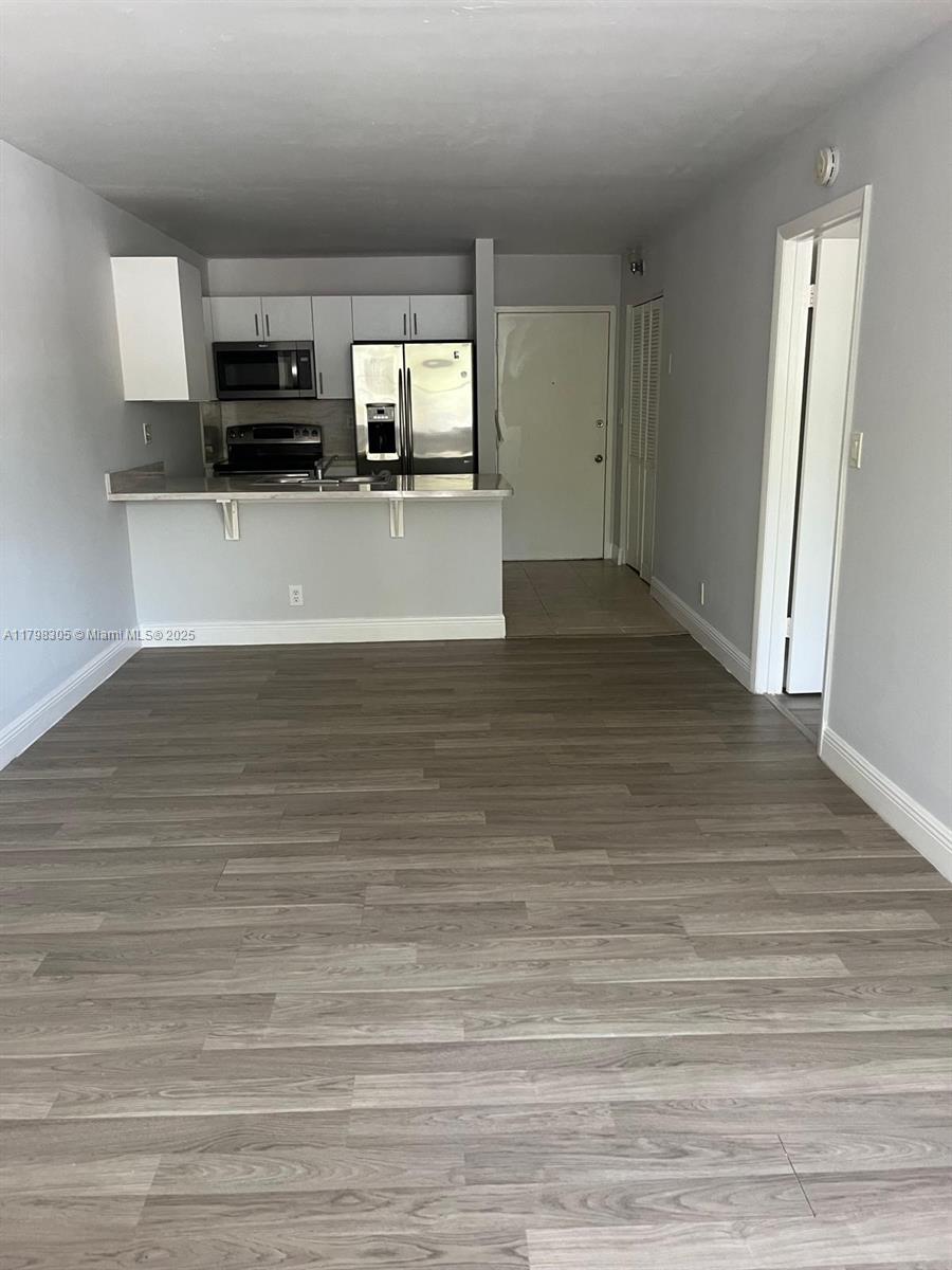 2701 Riverside Dr 203-B, Coral Springs, Broward County, Florida - 1 Bedrooms  
1 Bathrooms - 