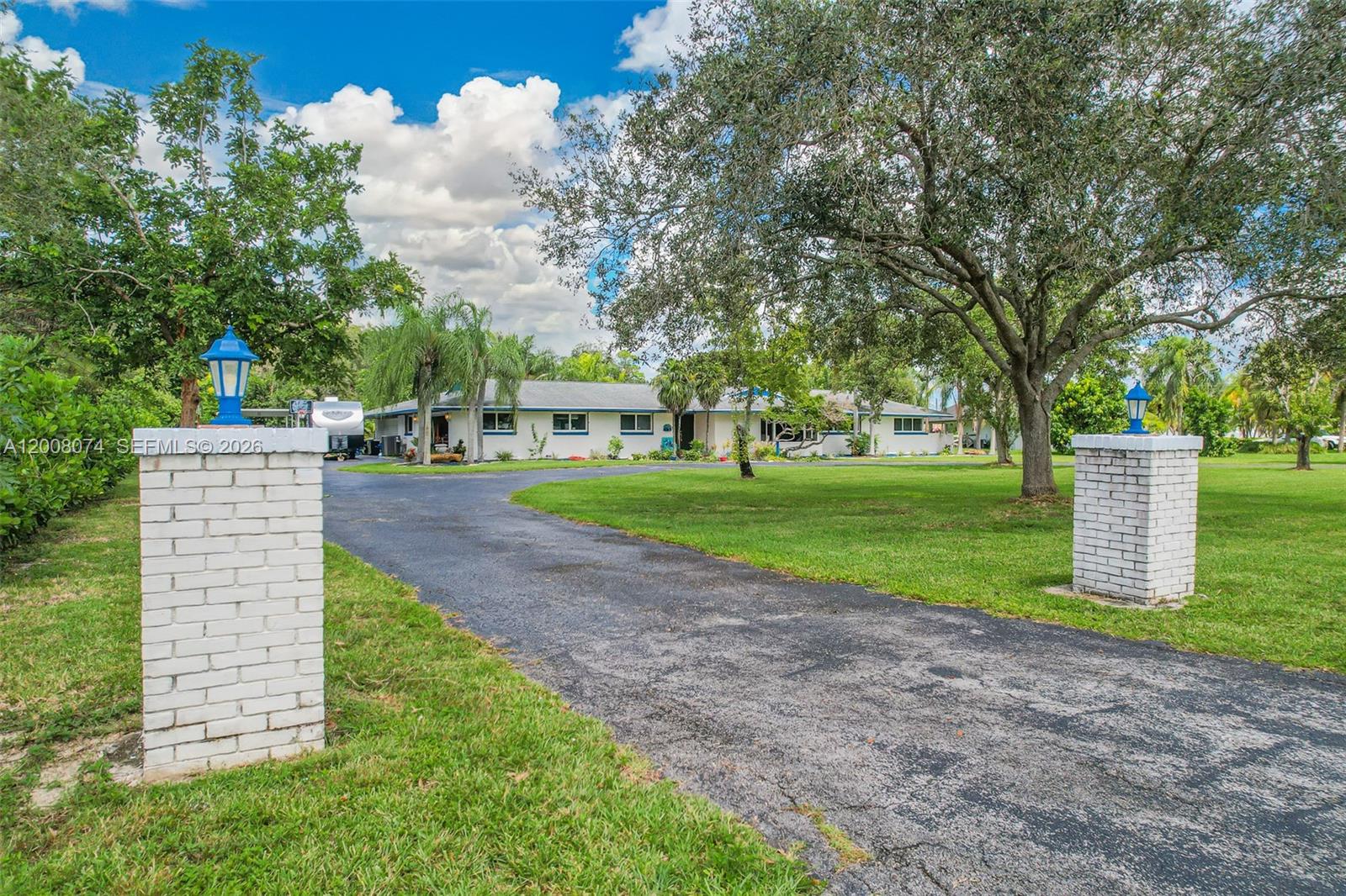 Redlands - Residential