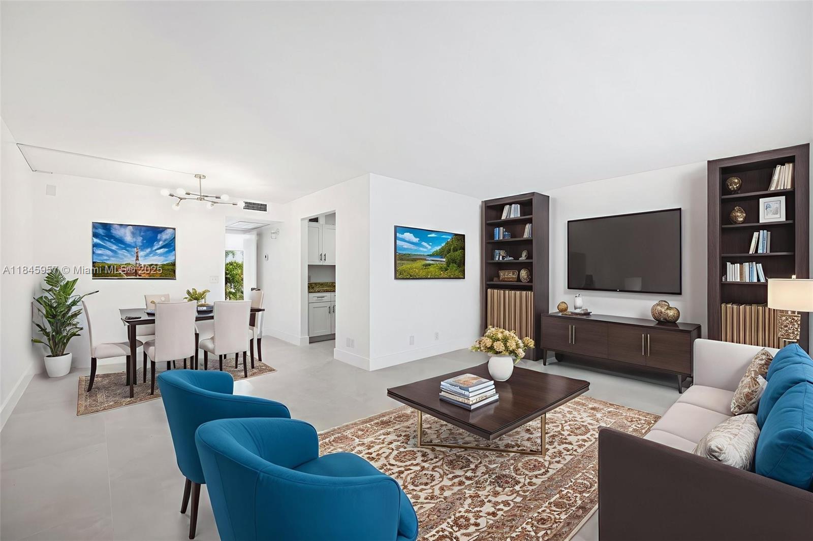 KINGSLEY AT CENTURY VILLA - Residential