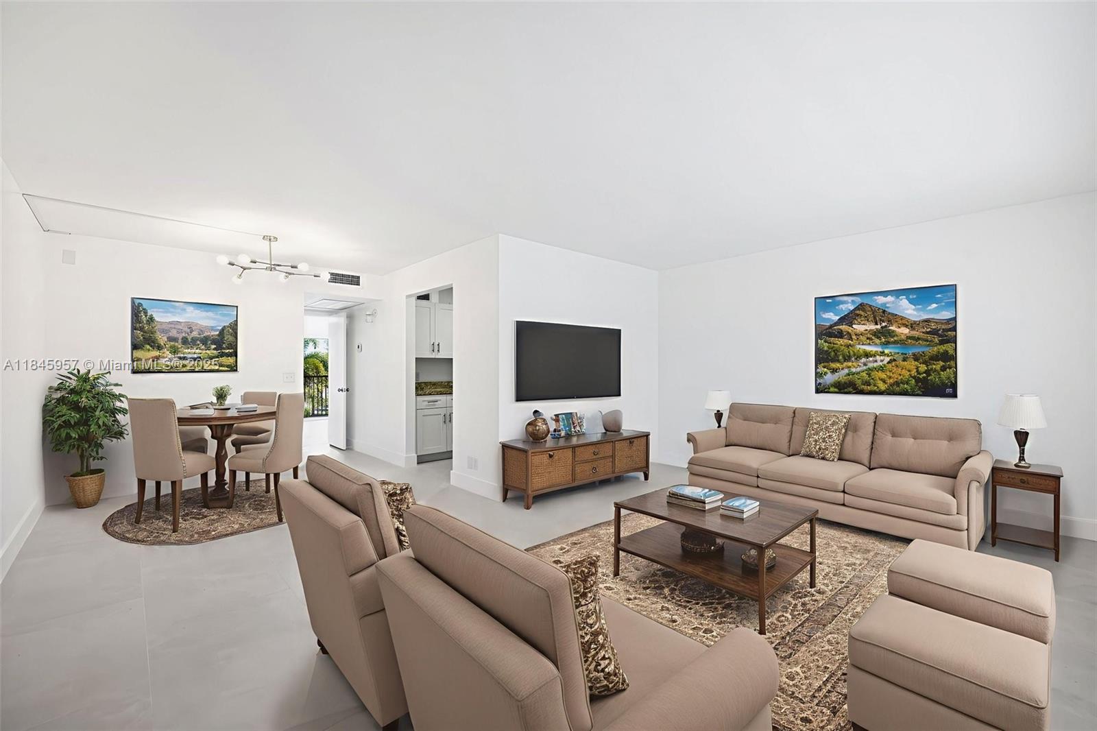 KINGSLEY AT CENTURY VILLA - Residential