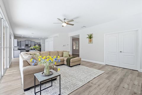 Tiny photo for 674 Clear Creek Drive, Sarasota, FL 34229 (MLS # A12004530)