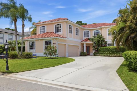 Tiny photo for 674 Clear Creek Drive, Sarasota, FL 34229 (MLS # A12004530)